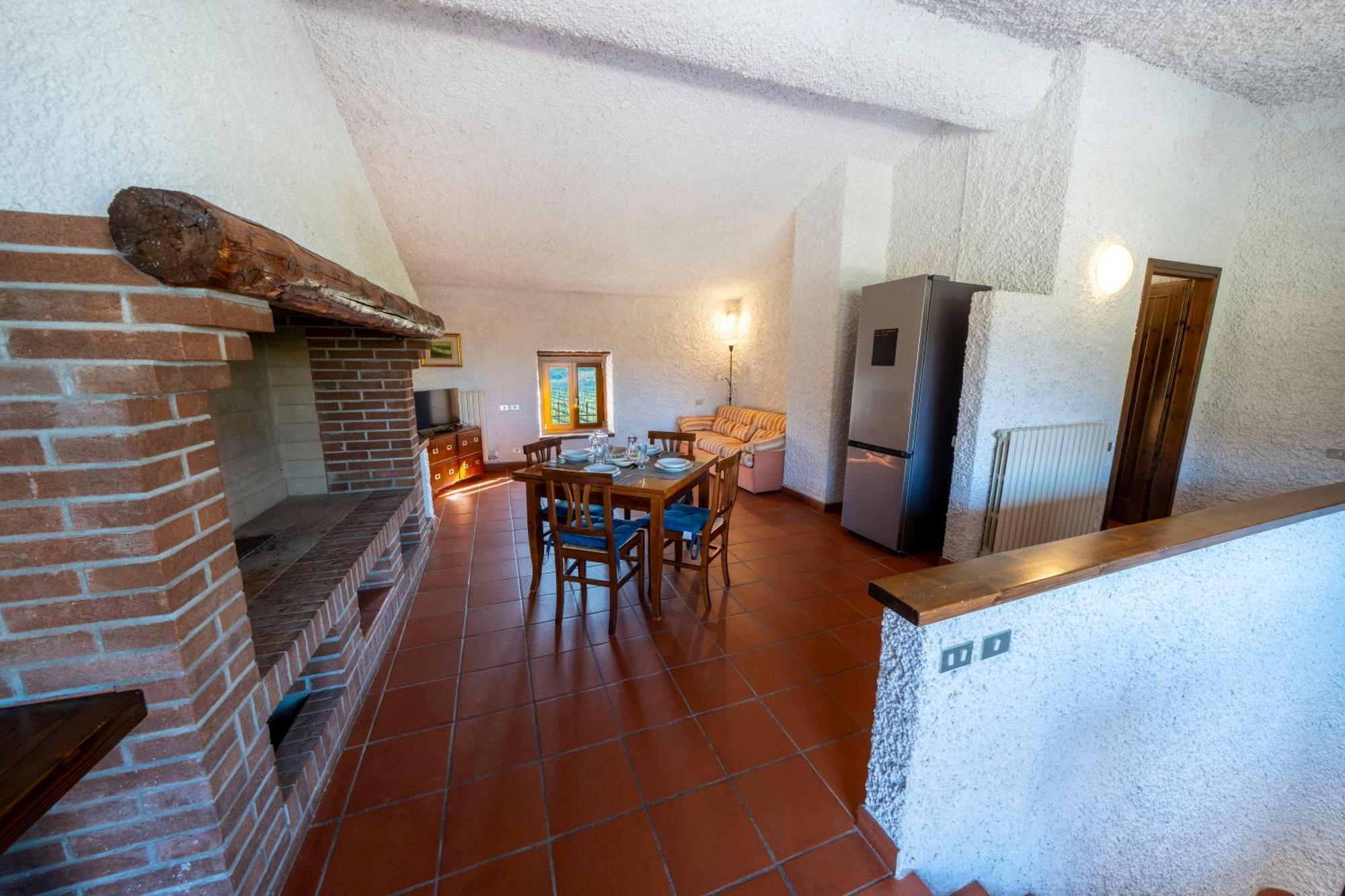 Casa Ghirlanda Con Piscina E Campo Da Tennis Lazise Exterior photo